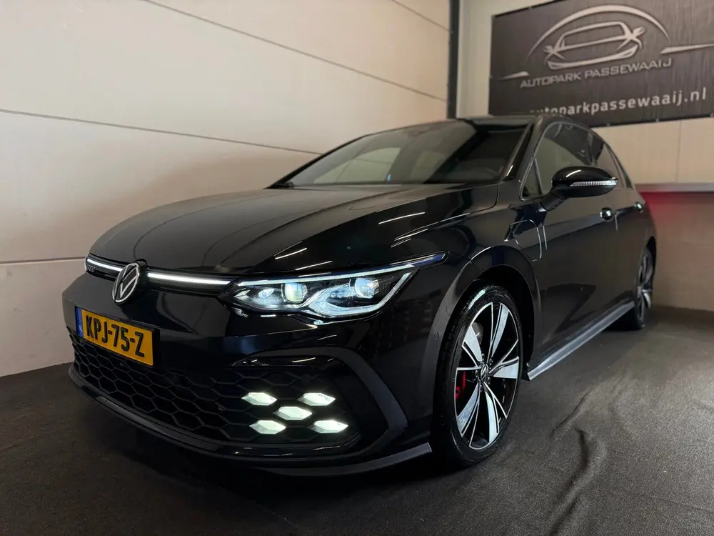 Volkswagen Golf 1.4 eHybrid GTE Pano, ACC, Sfeerverlichting uit 2021, foto 3