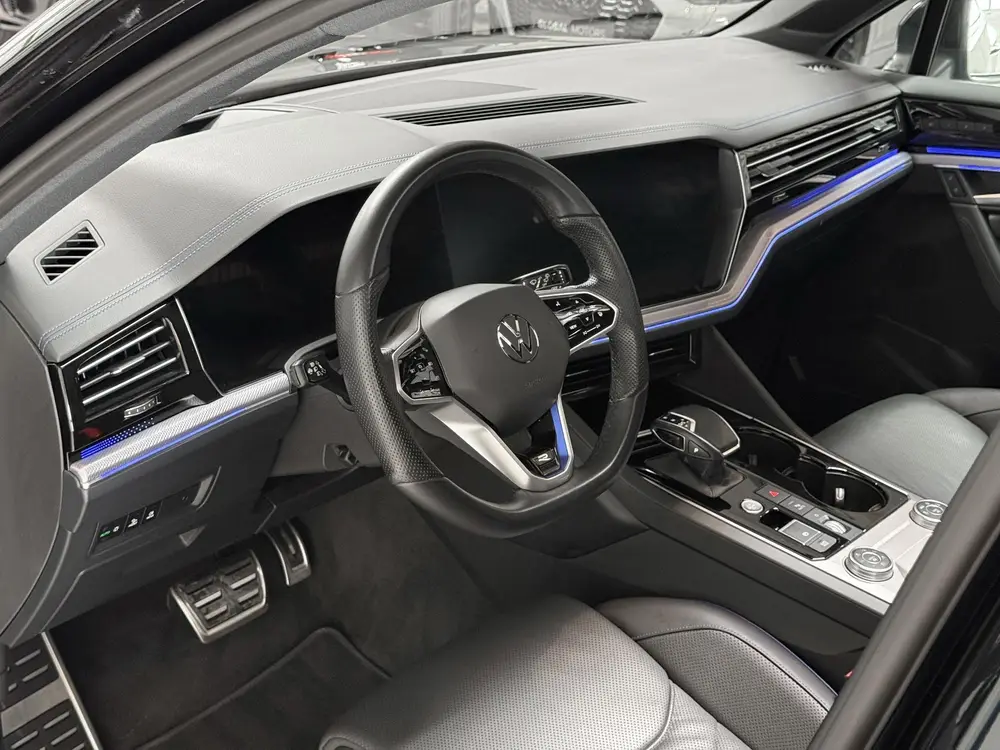 Volkswagen Touareg 3.0 TSi eHybrid 4MOTION R LINE - NACHTZIC uit 2023, foto 9