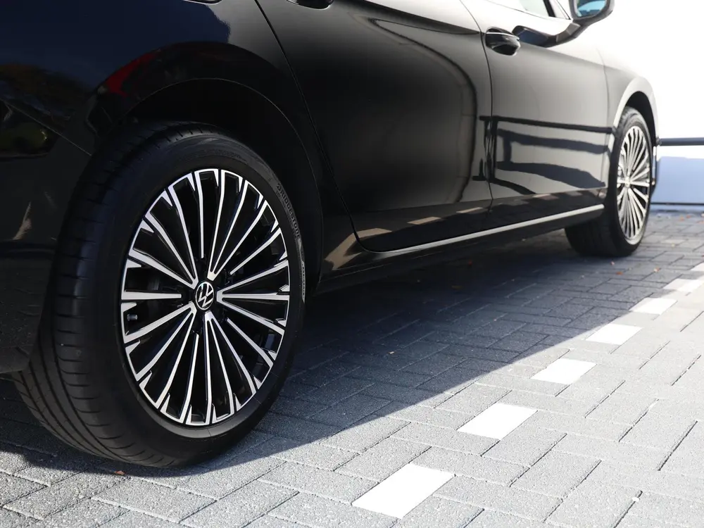 Volkswagen Passat Variant 1.5 eHybrid 272 pk Elegance | Trek uit 2025, foto 18