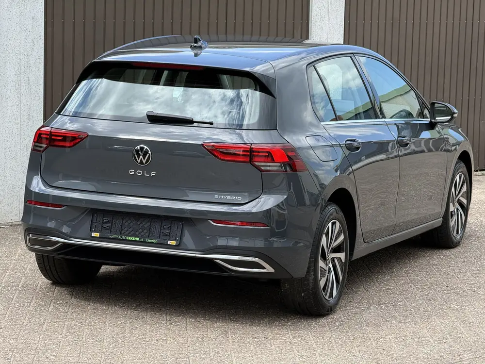 Volkswagen Golf 1.4 eHybrid (bj 2024, automaat) uit 2024, foto 10