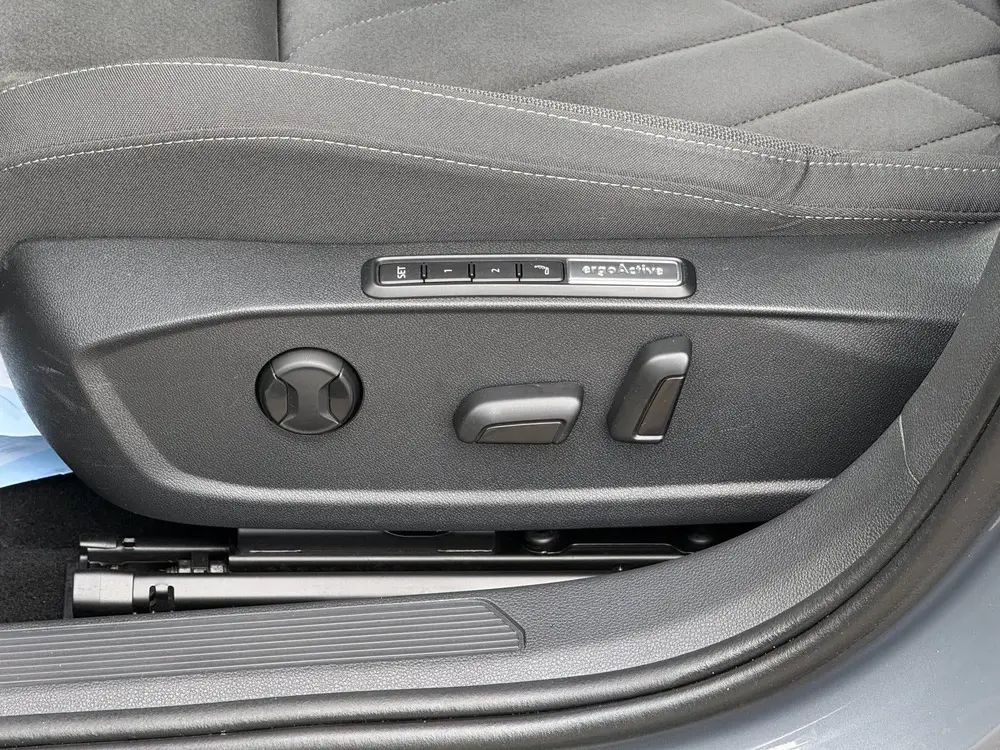 Volkswagen Golf 1.4 eHybrid (bj 2024, automaat) uit 2024, foto 19