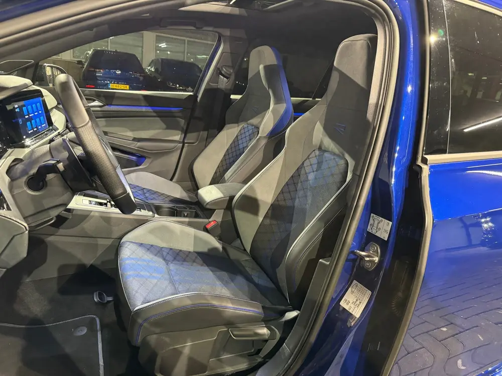 Volkswagen Golf 2.0 TSI R 4M Performance Pano|HuD|H/K|Akrapo uit 2022, foto 6