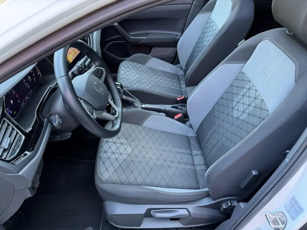 Volkswagen Taigo 1.0 TSI R-Line Pano IQ Light Keyless Beats uit 2022, foto 6