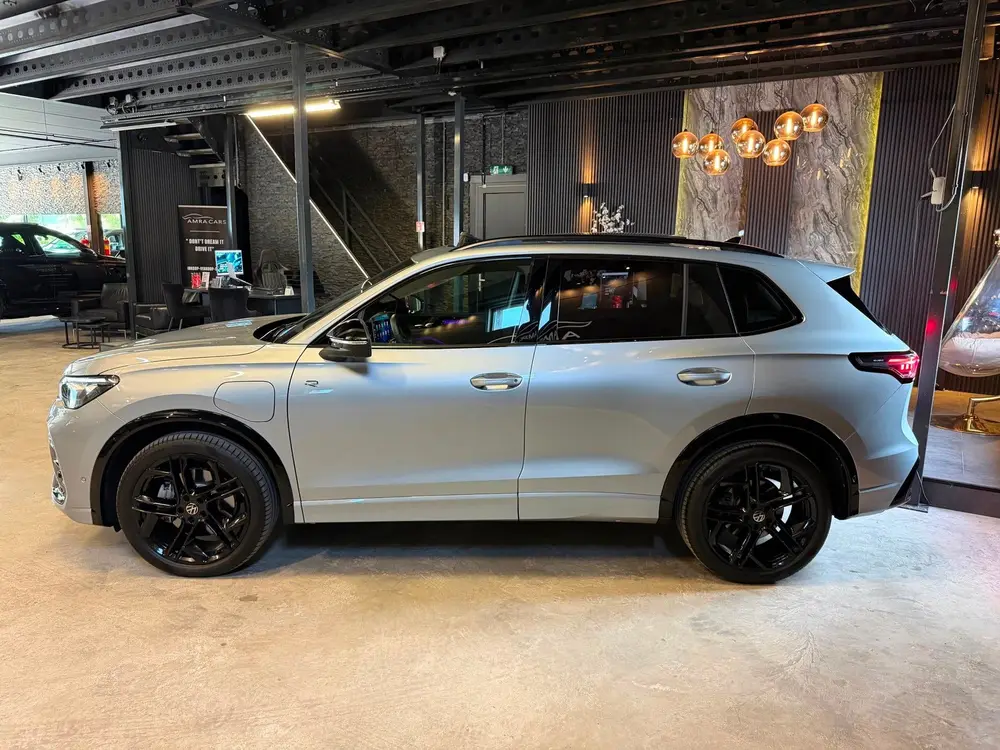 Volkswagen Tiguan 1.5 eHybrid 3X R-LINE|Pano|Full options uit 2025, foto 9