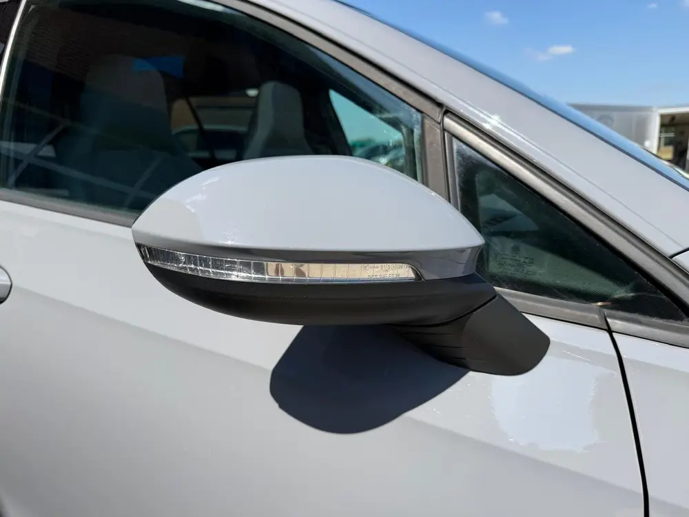 Volkswagen Golf 1.4 eHybrid 245PK GTE Navi | Camera | Panora uit 2021, foto 19