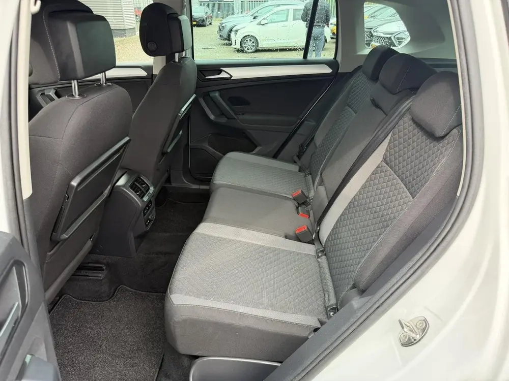 Volkswagen Tiguan 1.5 TSI ACT 150pk Comfortline Business | N uit 2019, foto 10
