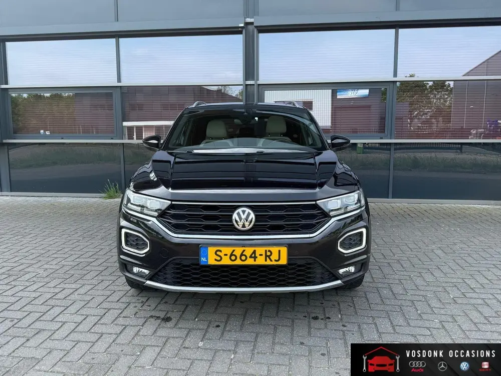 Volkswagen T-Roc 1.5 TSI Style Business/ Panorama dak/ Virtu uit 2019, foto 3