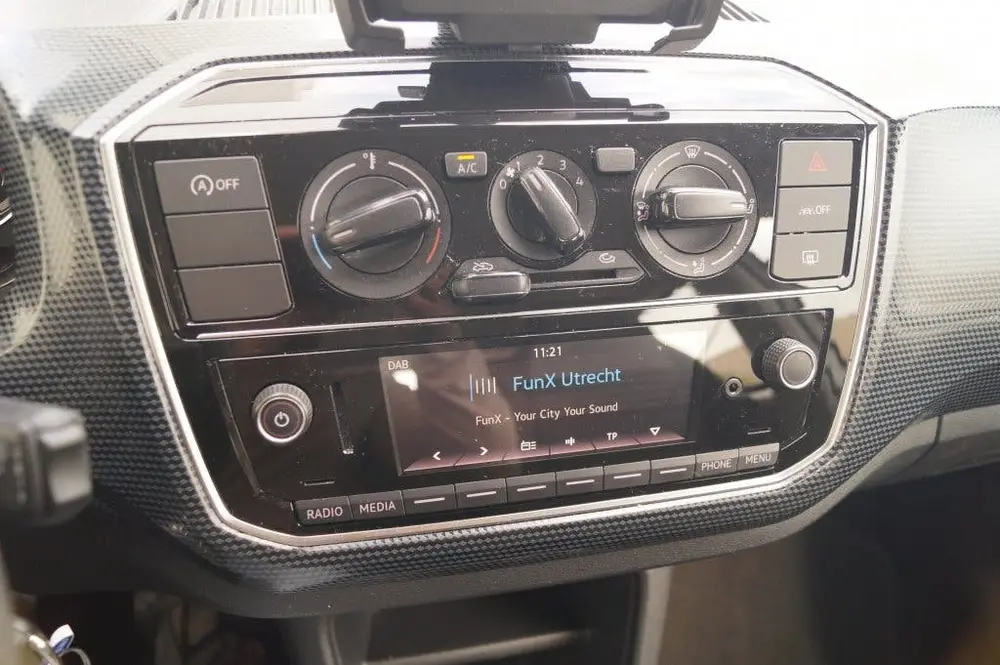 Volkswagen Up! 1.0 MPI 65pk Edition 5-drs -AIRCO-DAB uit 2023, foto 12