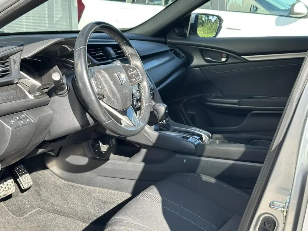 Honda Civic 1.0 i-VTEC Black Edition Automaat Clima Cruise uit 2019, foto 11