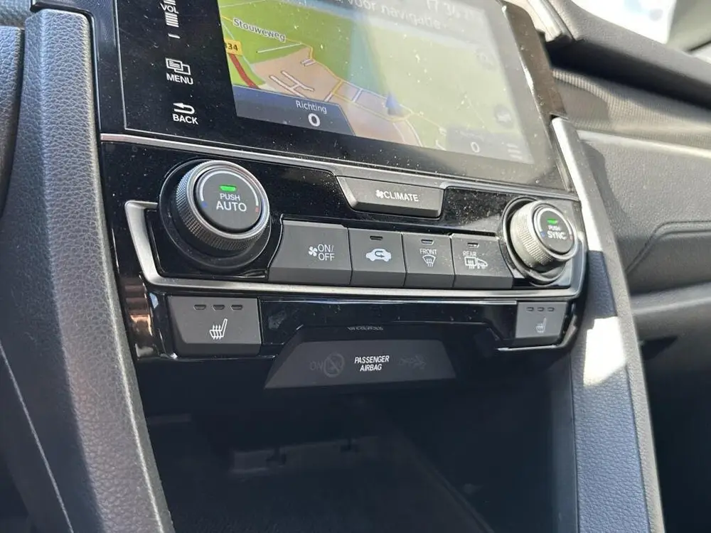 Honda Civic 1.0 i-VTEC Black Edition Automaat Clima Cruise uit 2019, foto 14