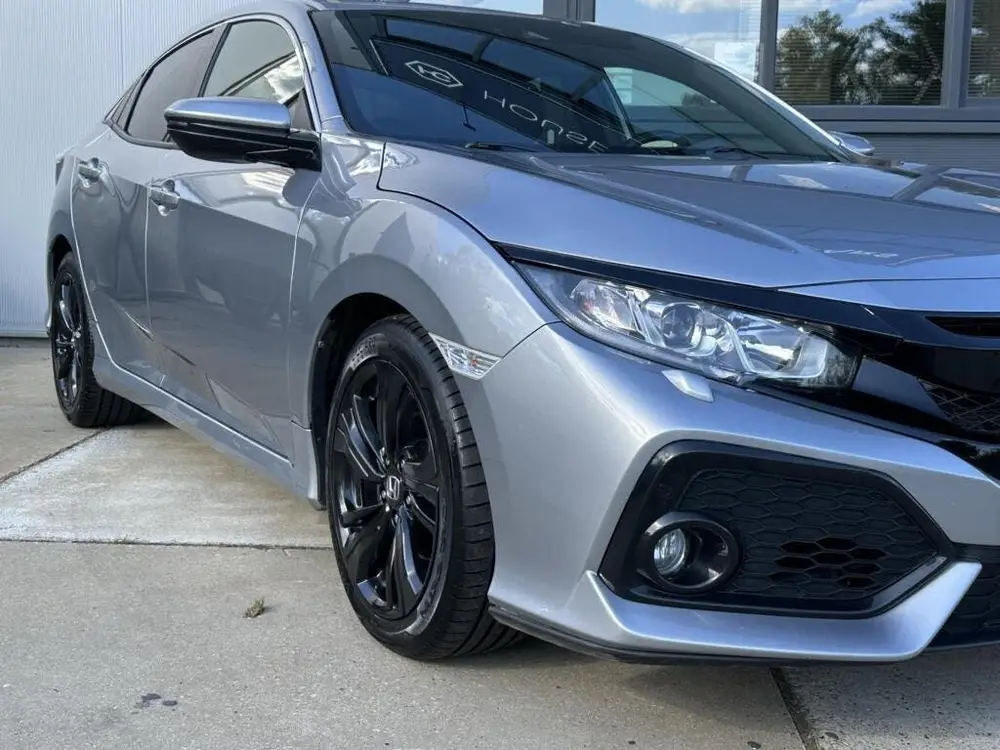 Honda Civic 1.0 i-VTEC Black Edition Automaat Clima Cruise uit 2019, foto 2