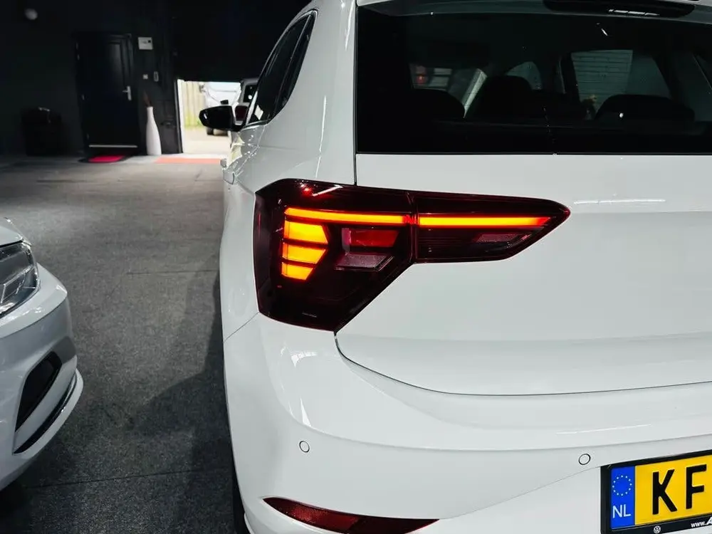 Volkswagen Polo PDC - STOELVERWARMING - LANE ASSIST - FRONT uit 2022, foto 12