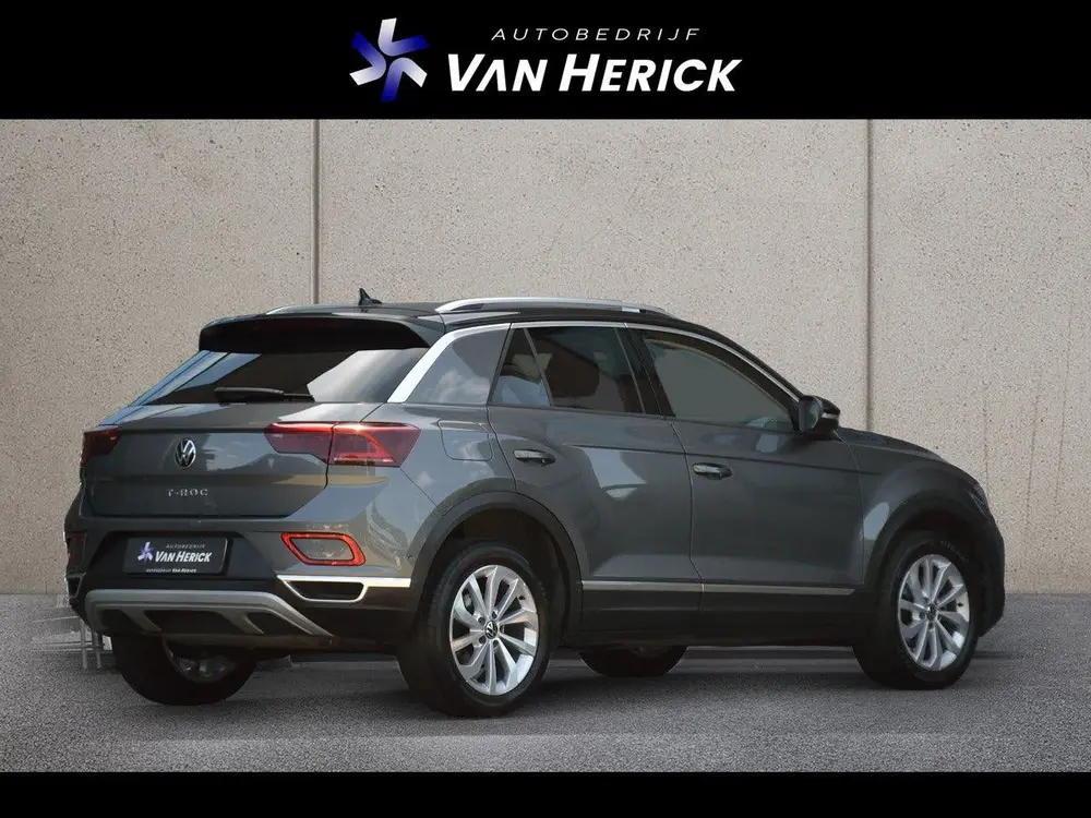Volkswagen T-Roc 1.5 TSI Style 150PK Automaat | IQ Light | A uit 2022, foto 4