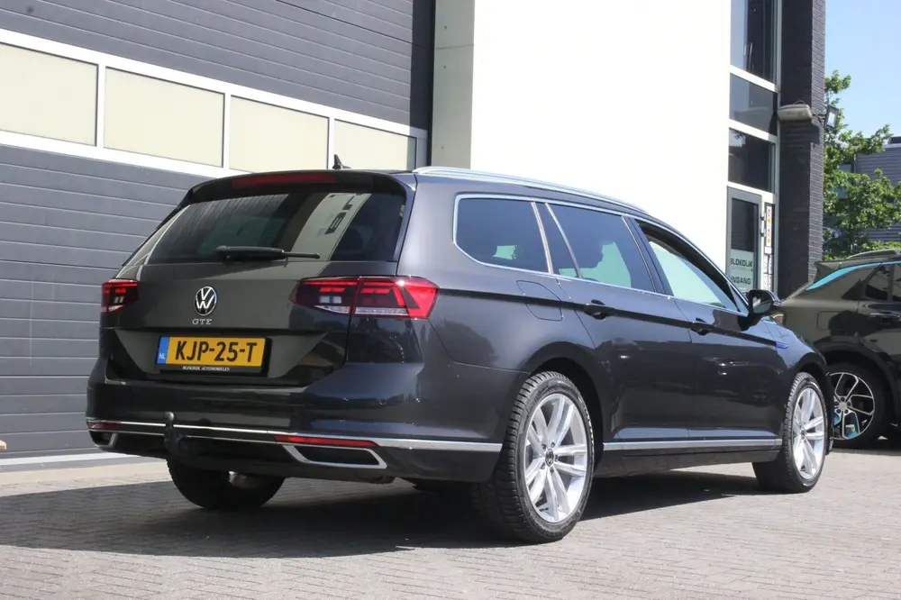 Volkswagen Passat Variant 1.4 TSI GTE Business | Trekhaak | uit 2022, foto 11