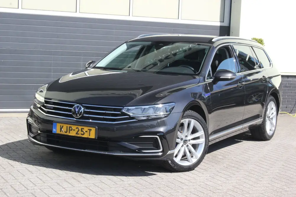 Volkswagen Passat Variant 1.4 TSI GTE Business | Trekhaak | uit 2022, foto 13