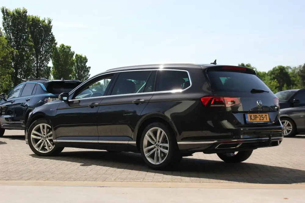 Volkswagen Passat Variant 1.4 TSI GTE Business | Trekhaak | uit 2022, foto 8
