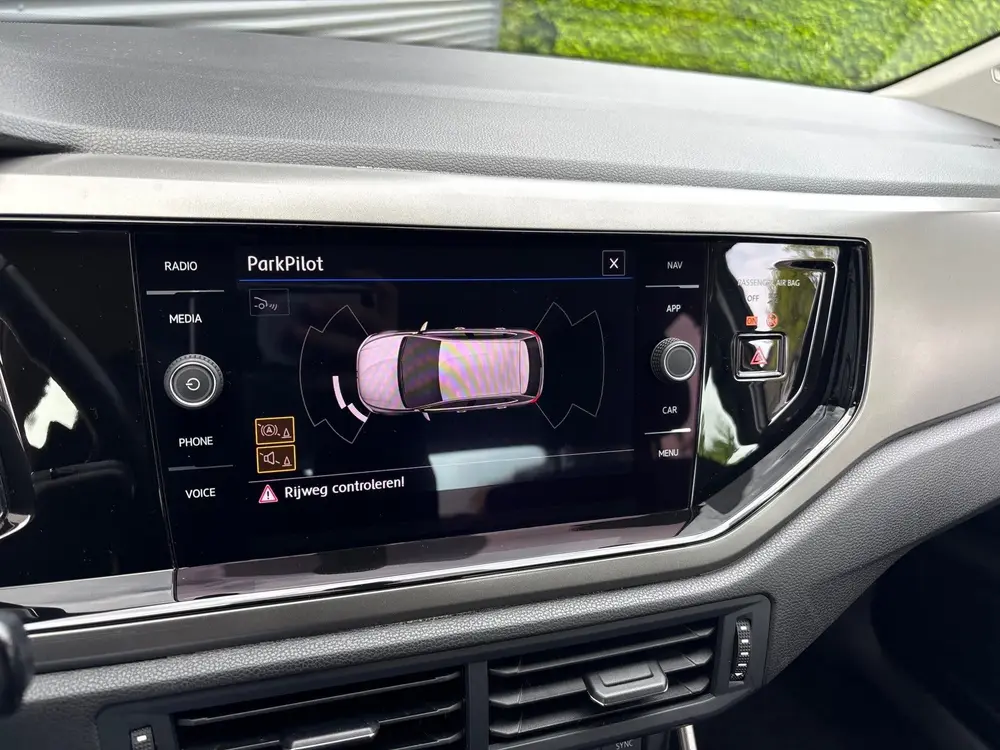 Volkswagen Polo 1.0 TSI Comfortline Business AUTOMAAT/ CAMER uit 2019, foto 18