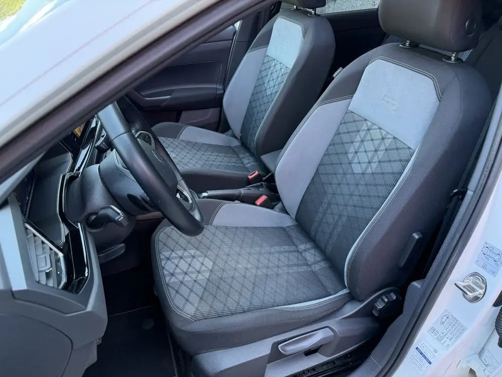 Volkswagen Taigo 1.0 TSI R-Line 115Pk Pano ACC IQ Light Navi uit 2024, foto 2