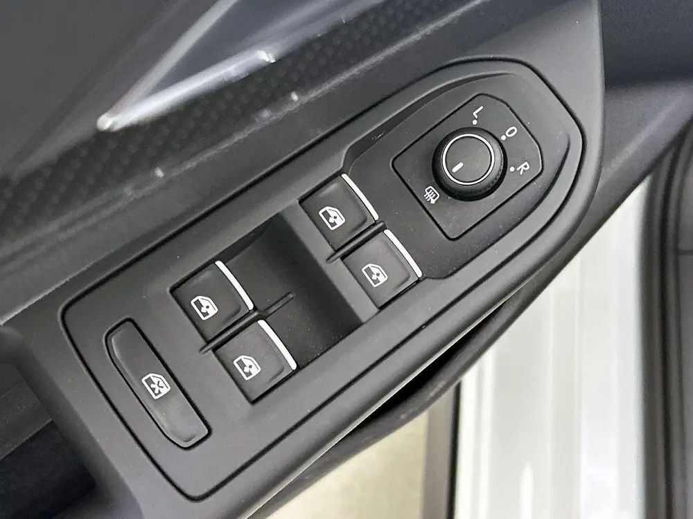 Volkswagen Golf 1.5 eTSI R-Line Business | Automaat | Panora uit 2024, foto 10