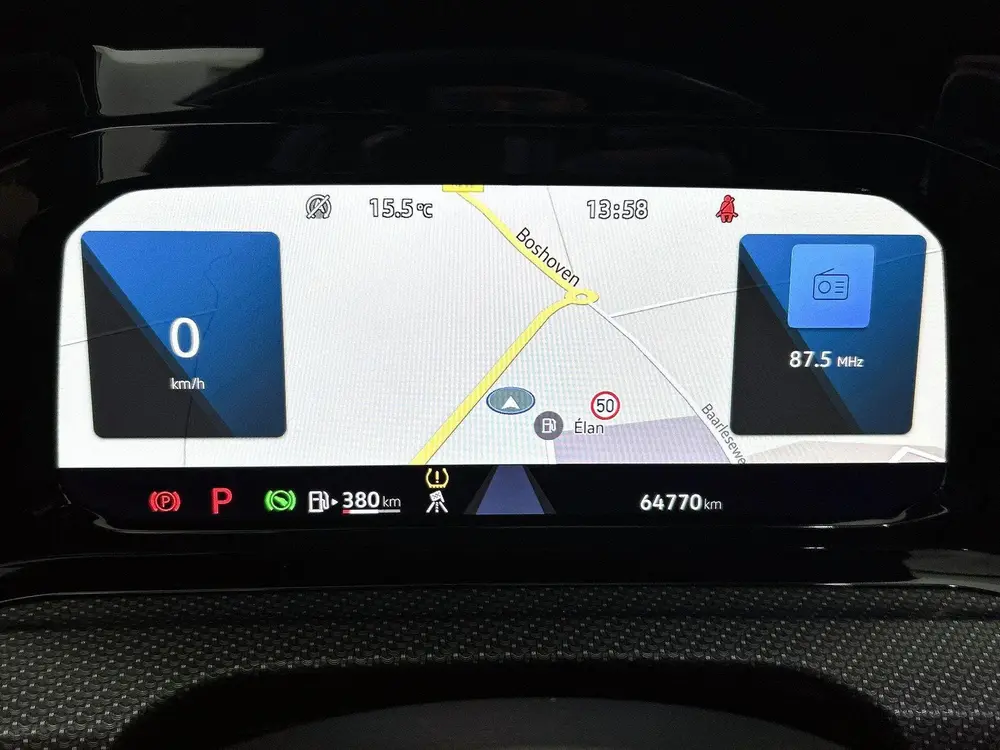 Volkswagen Golf 1.5 eTSI R-Line Business | Automaat | Panora uit 2024, foto 8