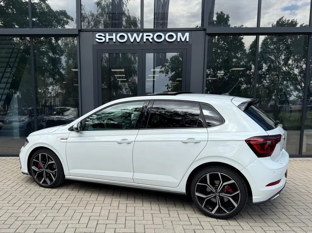 Volkswagen Polo 2.0 TSI GTI PANO KEYLESS BEATS uit 2023, foto 10