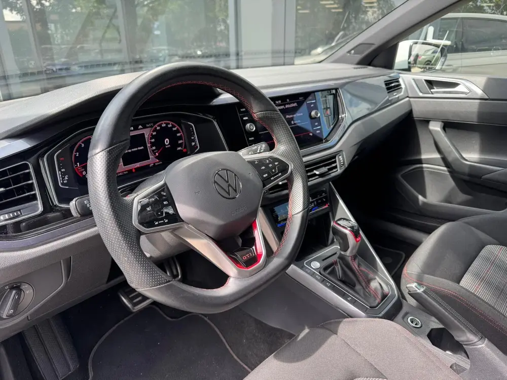 Volkswagen Polo 2.0 TSI GTI PANO KEYLESS BEATS uit 2023, foto 9