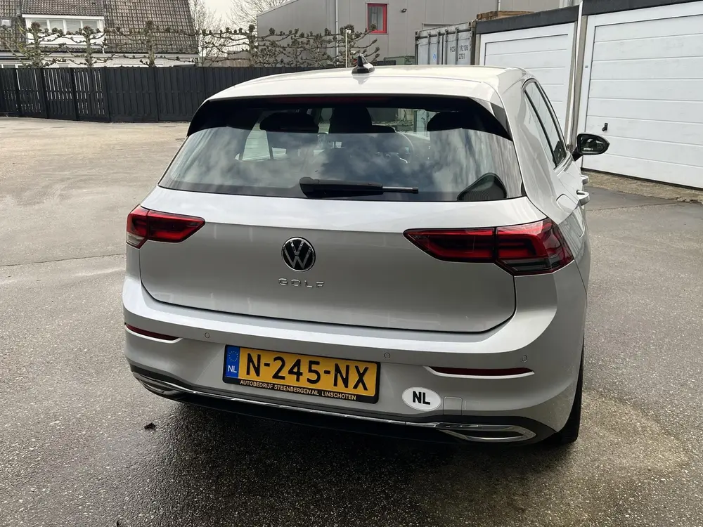 Volkswagen Golf 1.5 TSI Style GT Stoelverwarming / LED / PDC uit 2021, foto 3