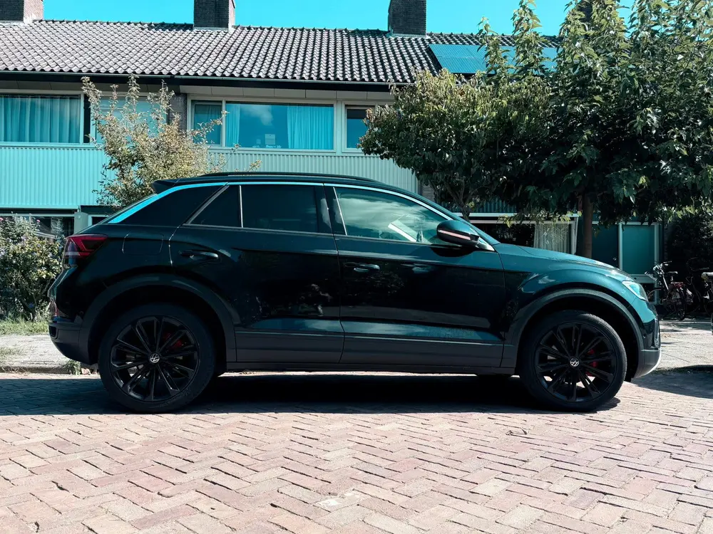 Volkswagen T-Roc 1.0 TSI STYLE 110pk (rode remblokken) uit 2022, foto 3