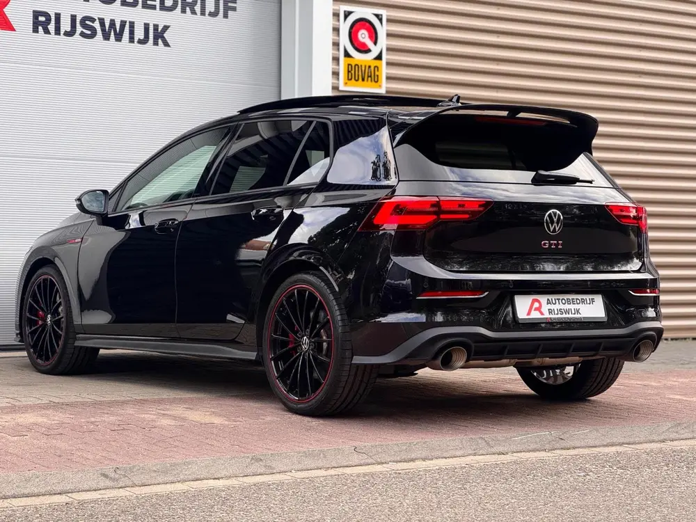 Volkswagen Golf 2.0 TSI GTI Clubsport Akra/HuD/Pano/H&K uit 2023, foto 11