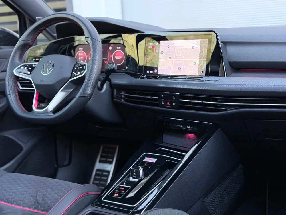 Volkswagen Golf 2.0 TSI GTI Clubsport Akra/HuD/Pano/H&K uit 2023, foto 13
