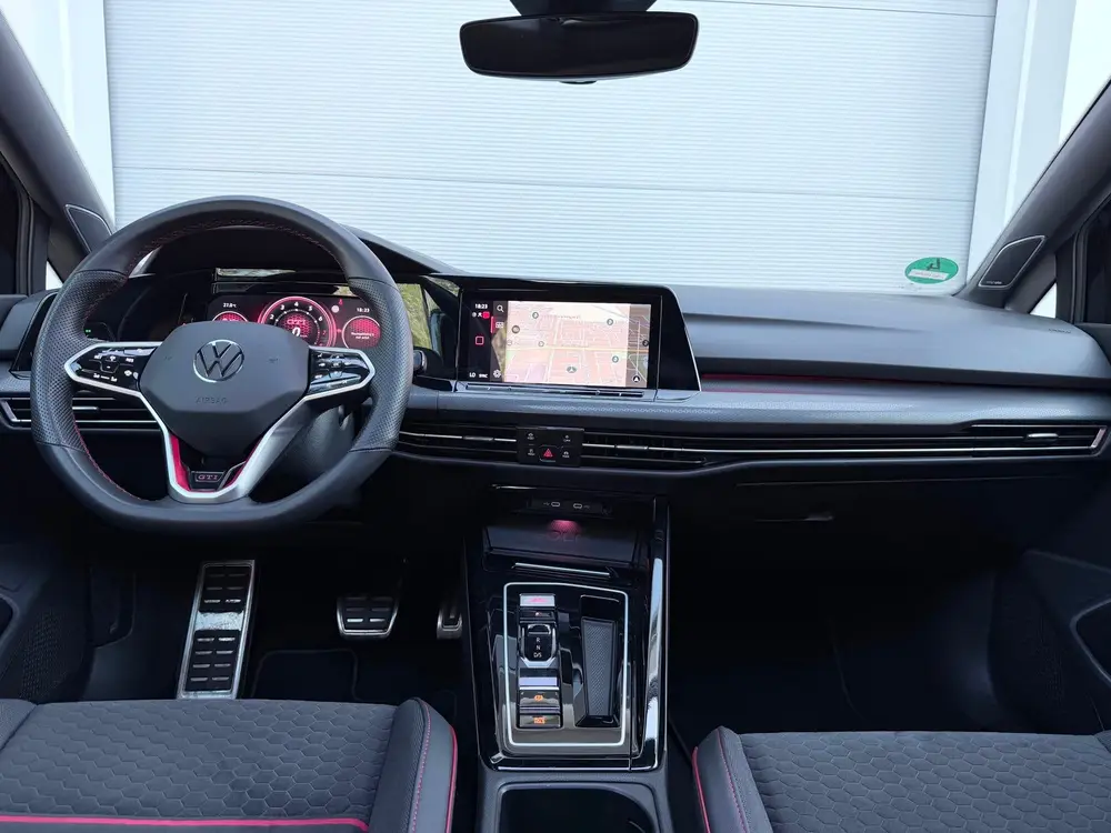 Volkswagen Golf 2.0 TSI GTI Clubsport Akra/HuD/Pano/H&K uit 2023, foto 14