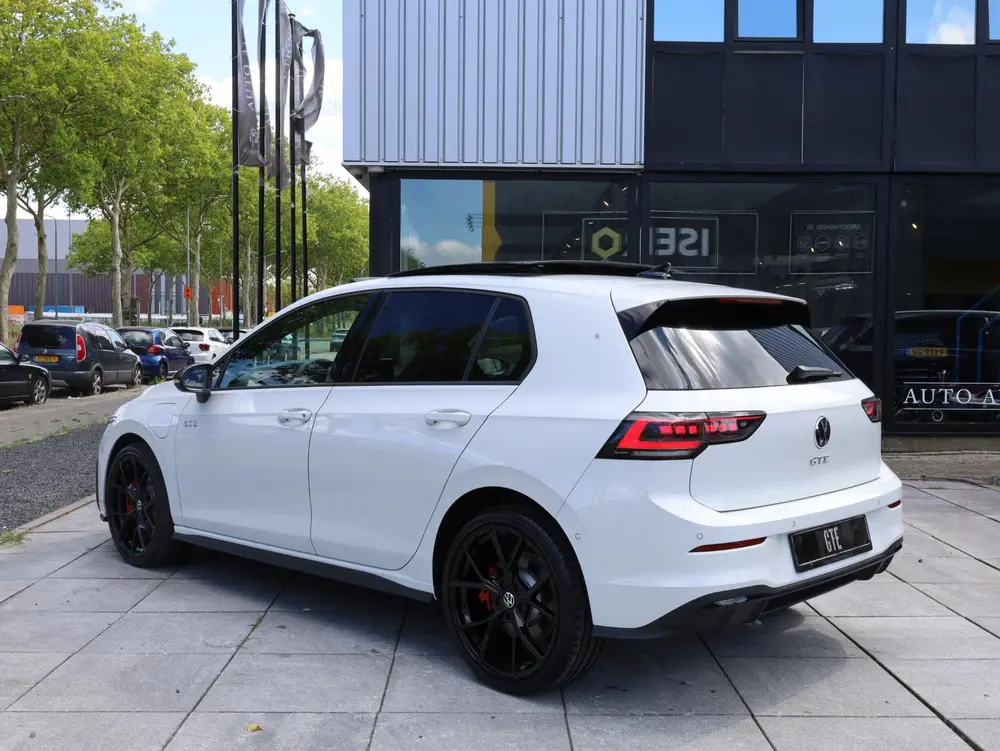 Volkswagen Golf GTE 1.5 eHybrid 272PK | Panodak | Leer | Bla uit 2025, foto 3