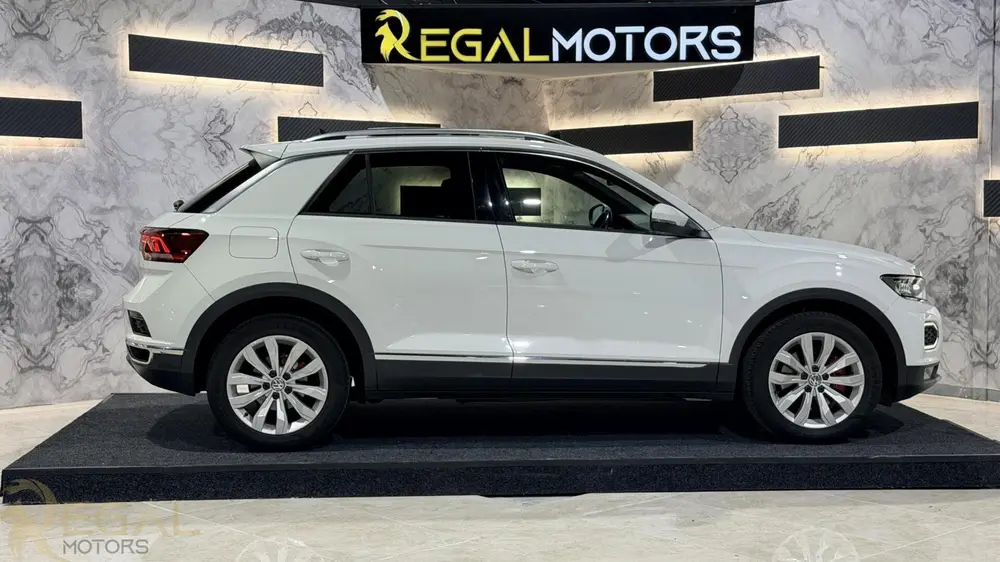 Volkswagen T-Roc 1.5 TSI Sport | PANO| ACC| Lane Ass.| Zwart uit 2019, foto 4