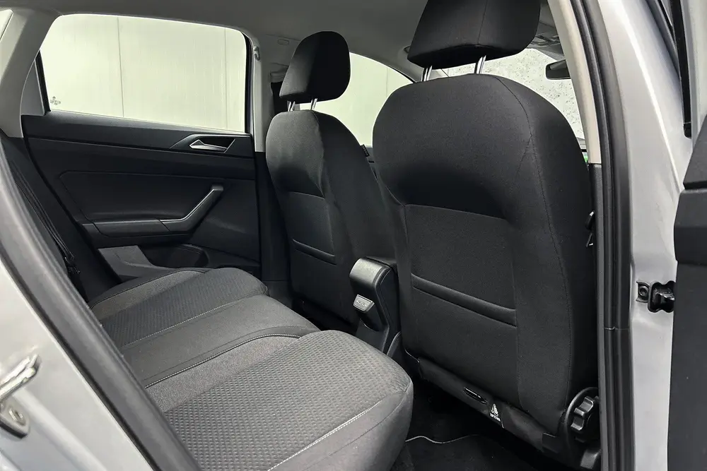 Volkswagen Taigo 1.0 TSI Life | Adaptieve cruise control | L uit 2022, foto 17