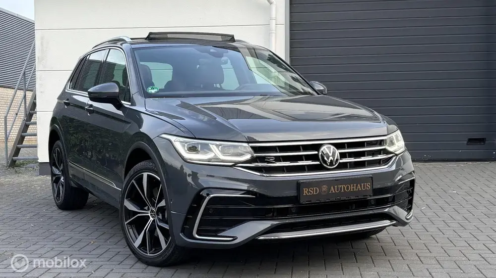 Volkswagen Tiguan 1.4 TSI eHybrid R-Line Pano,Tr.haak,20inch uit 2021, foto 4