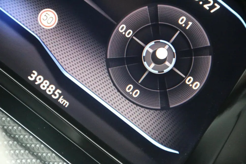 Volkswagen Golf 2.0 TSI R 4Motion uit 2021, foto 16