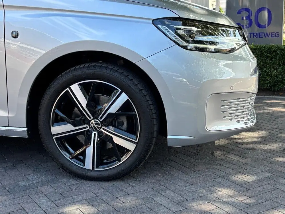 Volkswagen CADDY Maxi 1.5 TSI 115pk DSG MOVE Pano, LED, Navi uit 2021, foto 5