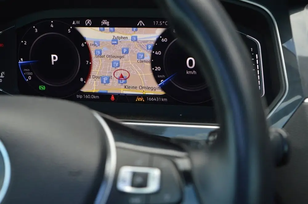 Volkswagen Tiguan 1.5 TSI R-Line | AUT - PANODAK - DYNAUDIO uit 2020, foto 14