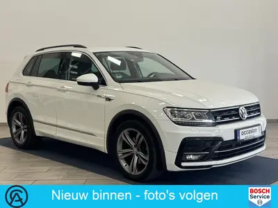 Volkswagen Tiguan 1.5 TSI R-LINE / DEALER O.H / FULL LED / N uit 2019