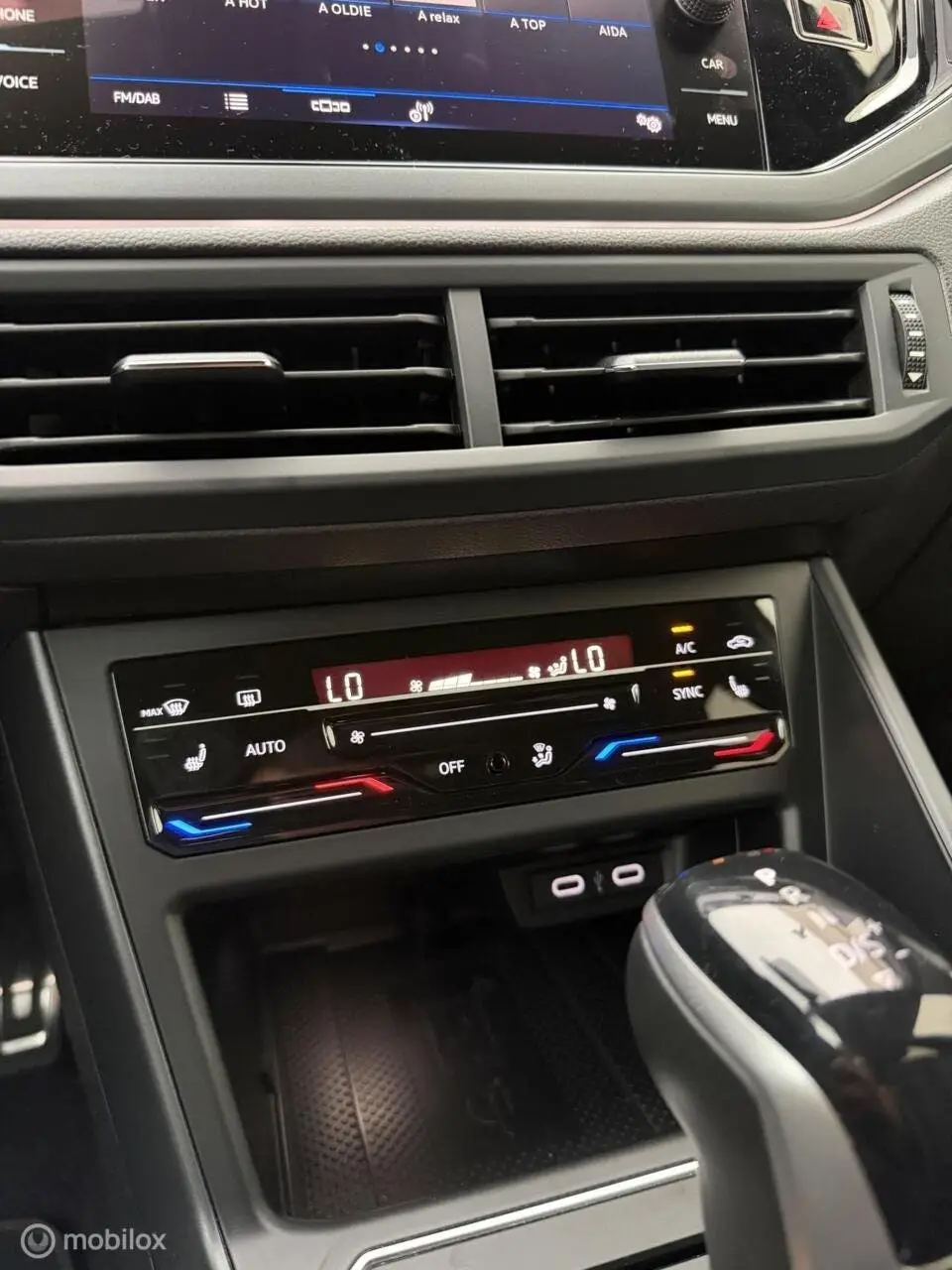 Volkswagen Polo 1.0 TSI DSG 3X R-LINE IQ-Light VIRTUAL LED uit 2023, foto 17