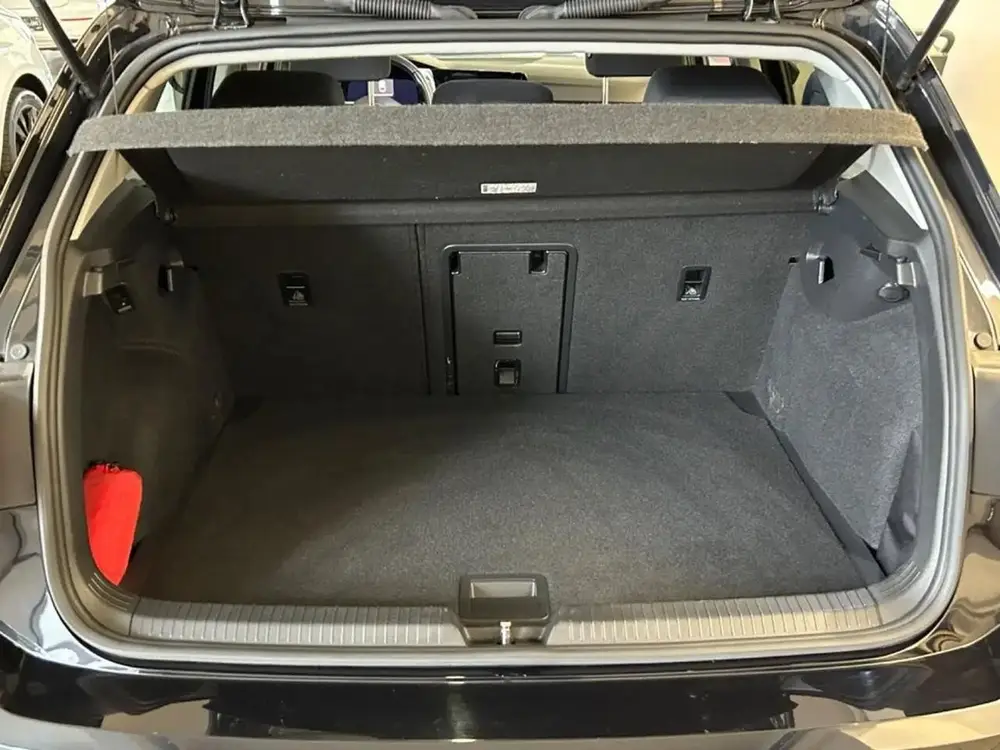 Volkswagen Golf 1.0 TSI 110pk 2021 Zwart - UNITED uit 2021, foto 16