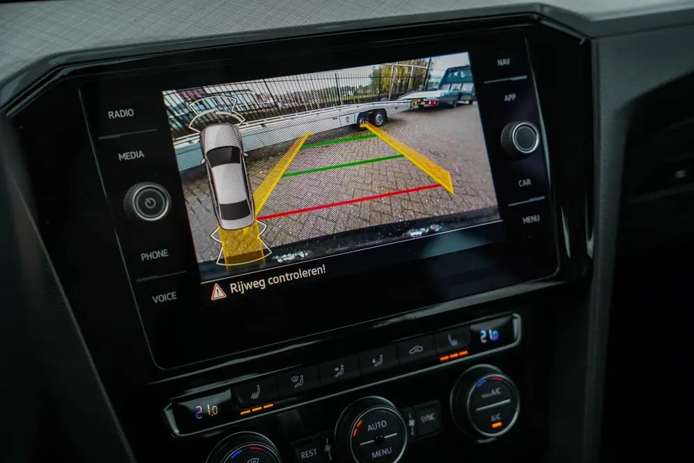 Volkswagen Passat 1.5 TSI Elegance Business R Leer Navi uit 2019, foto 19