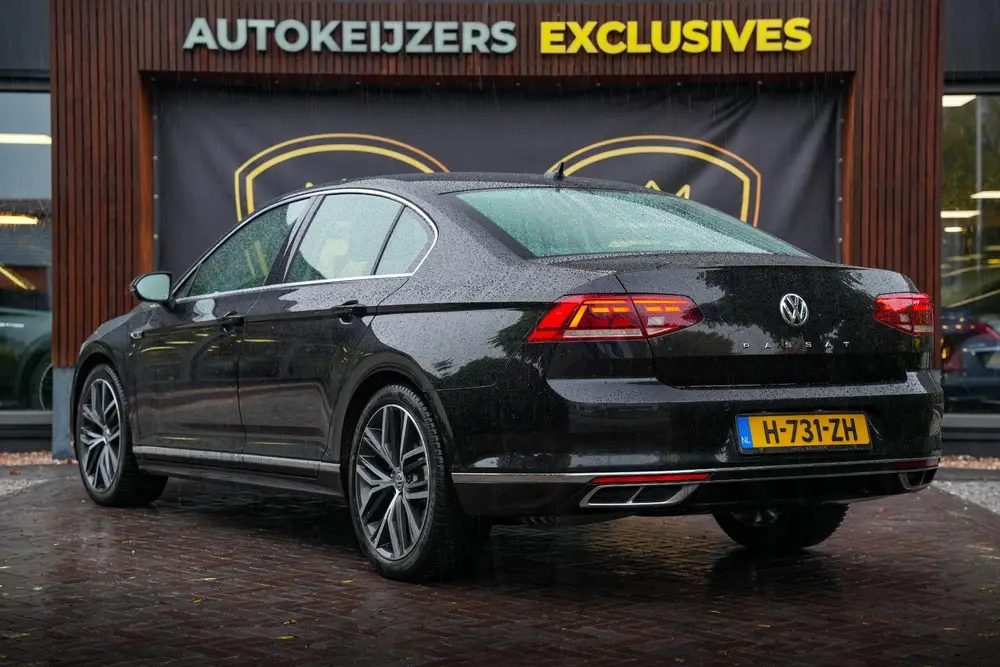 Volkswagen Passat 1.5 TSI Elegance Business R Leer Navi uit 2019, foto 7