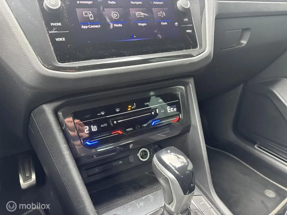 Volkswagen Tiguan 1.4 TSI eHybrid R-Line Business+ uit 2021, foto 19