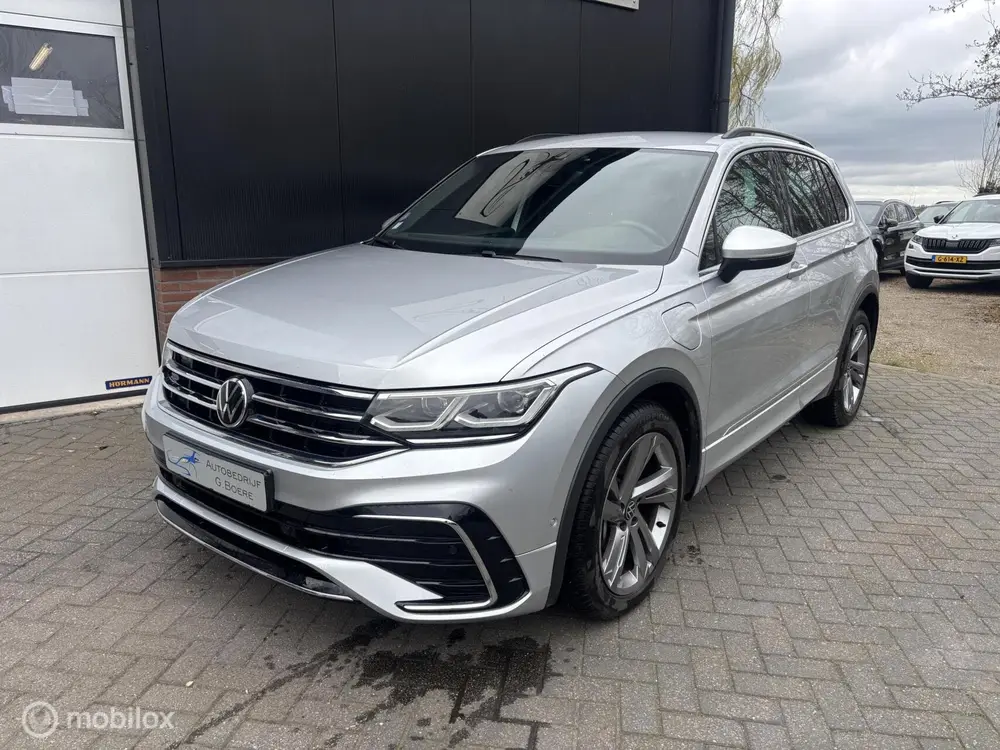 Volkswagen Tiguan 1.4 TSI eHybrid R-Line Business+ uit 2021, foto 2