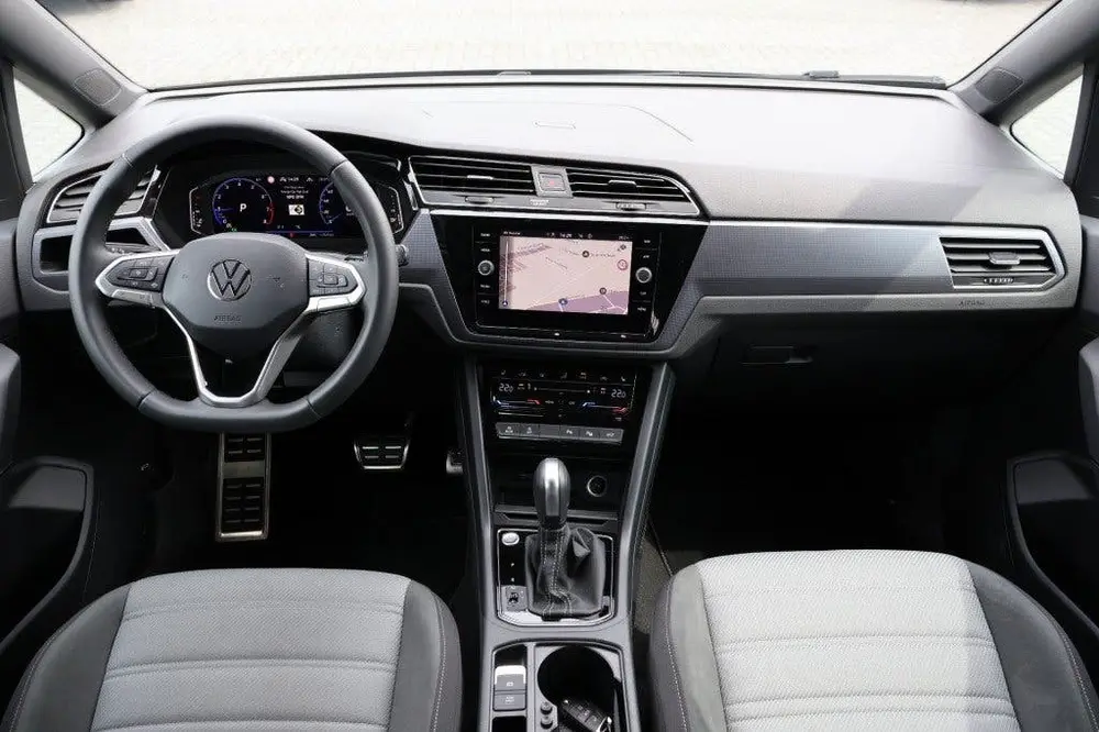 Volkswagen Touran 1.5 TSI DSG R-Line / 7 persoons/ Camera / uit 2025, foto 4
