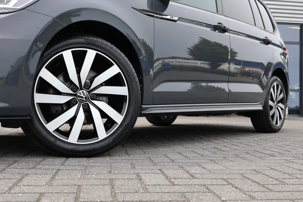 Volkswagen Touran 1.5 TSI DSG R-Line / 7 persoons/ Camera / uit 2025, foto 6