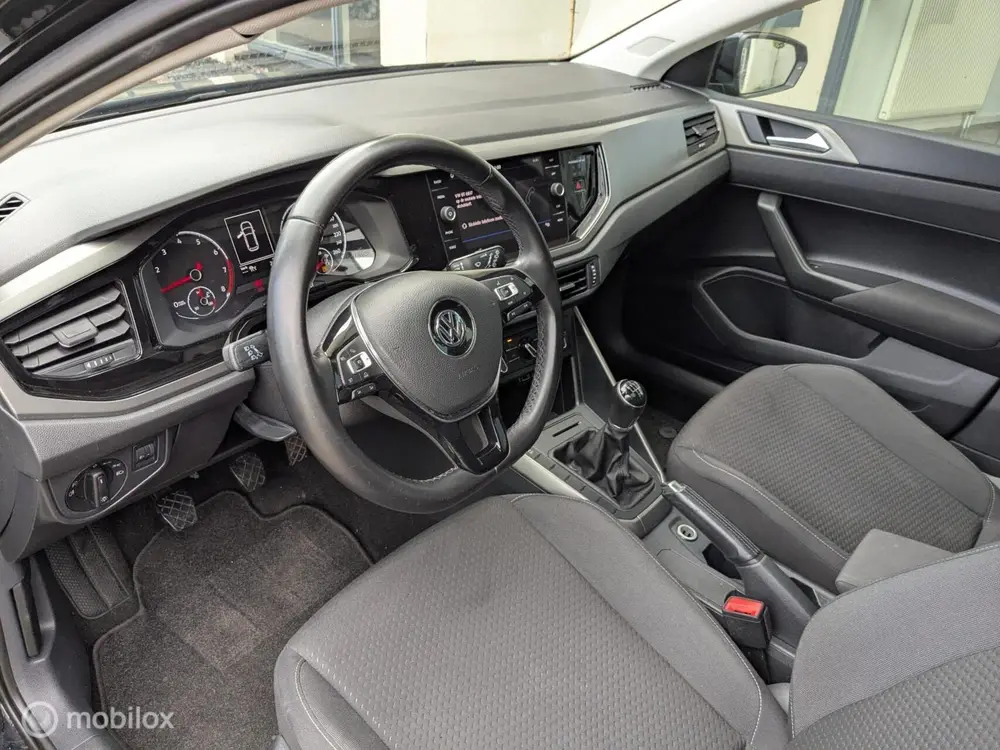 Volkswagen Polo 1.0 TSI Comf|Dakje|Carplay|etc uit 2019, foto 2