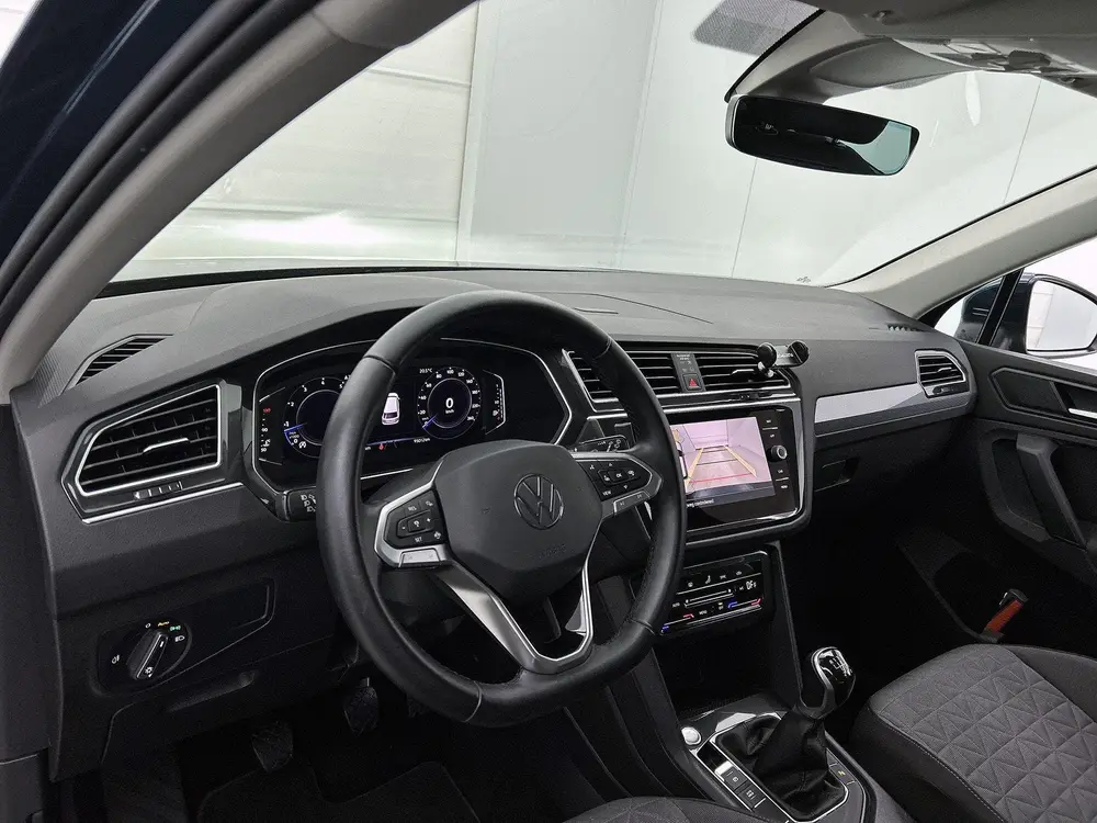 Volkswagen Tiguan 1.5 TSI Life Business uit 2021, foto 18
