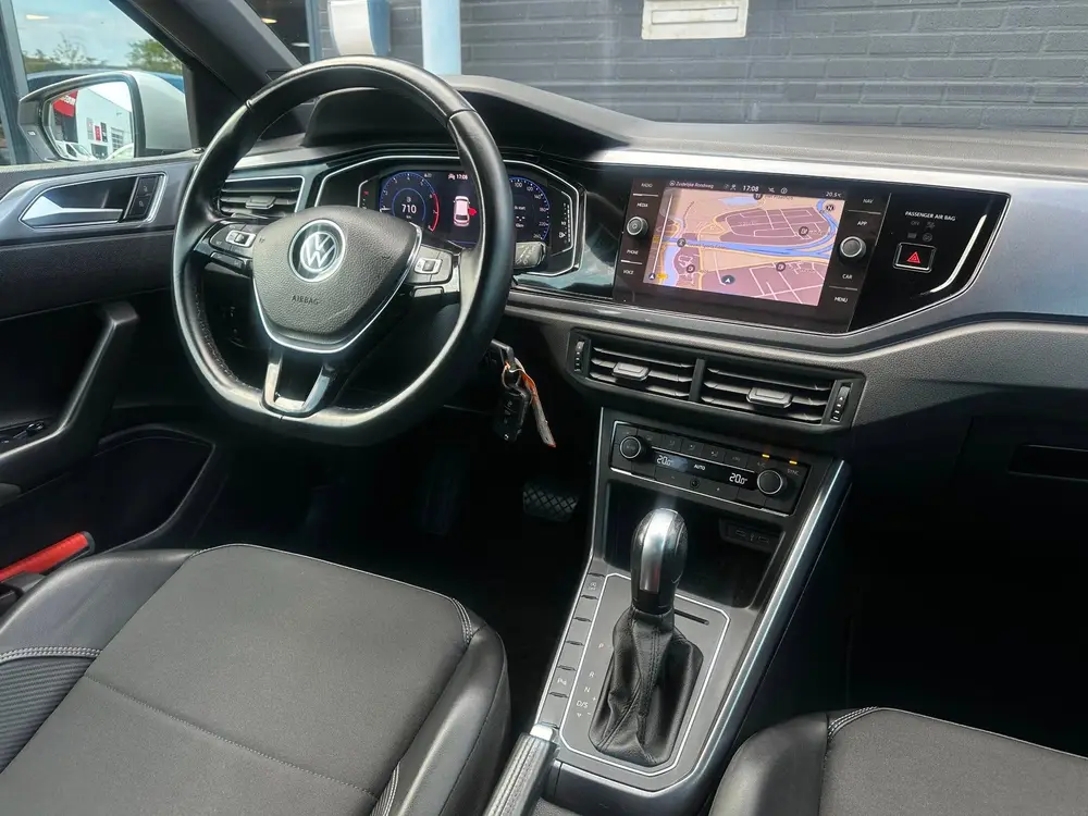 Volkswagen Polo 1.0 TSI Highline Business R-LINE/Digital Coc uit 2021, foto 18